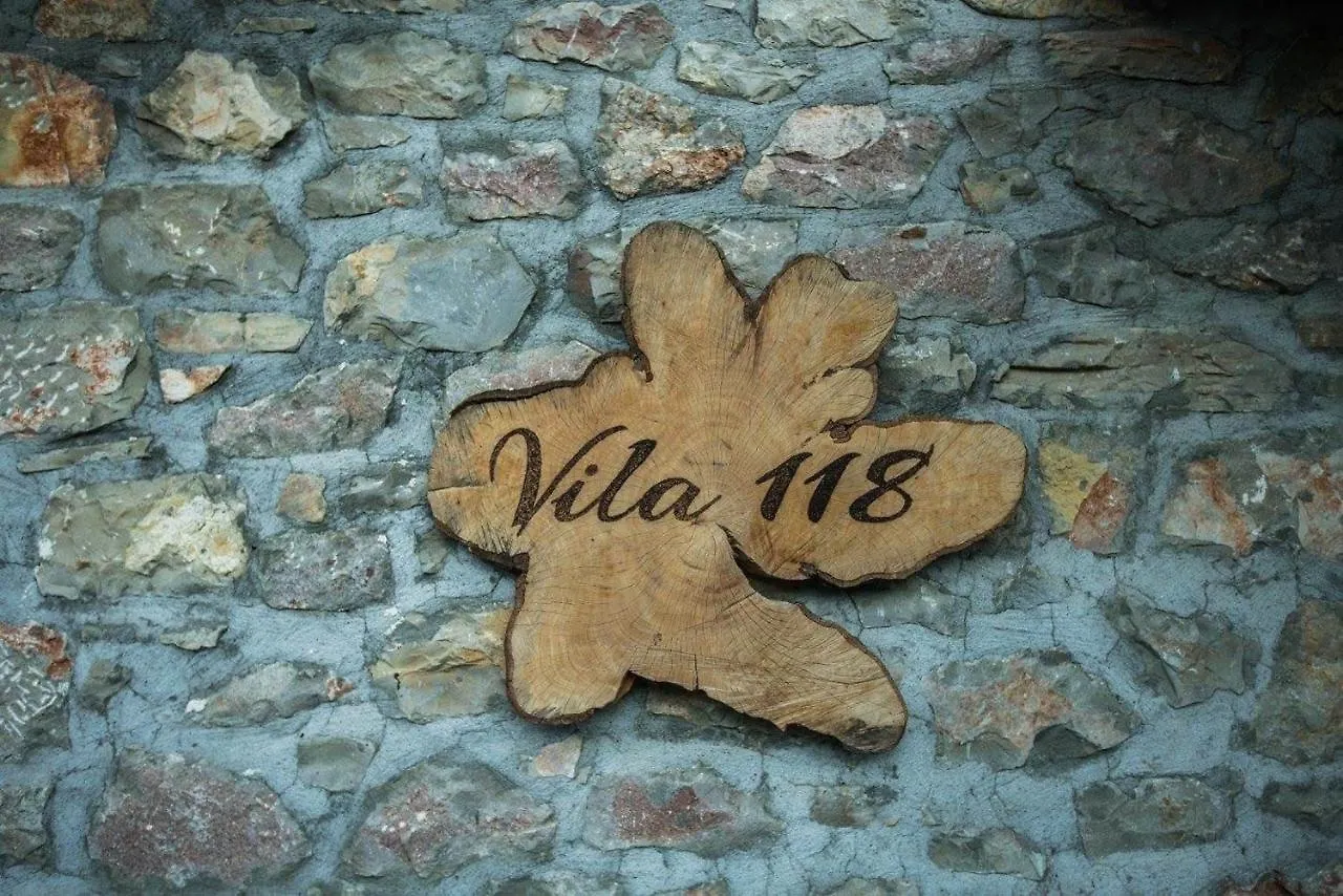 Vila118 Voskopojë 招待所