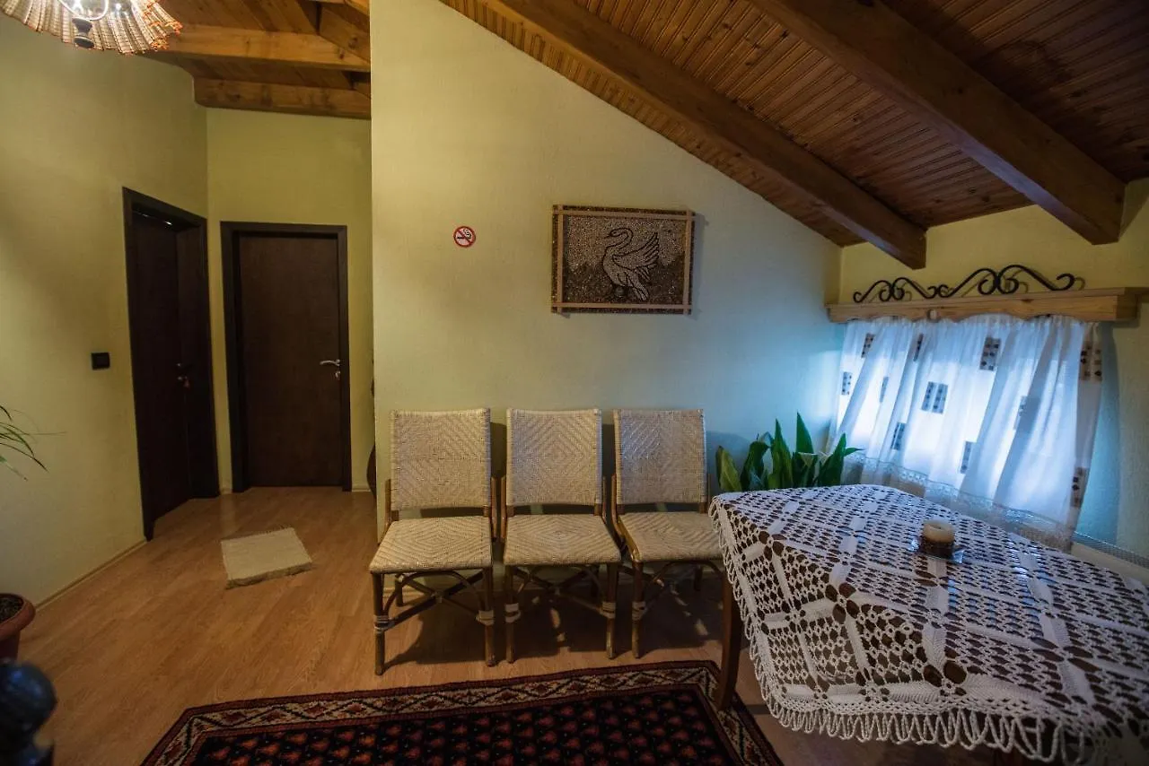 Vila118 Voskopojë Penzion